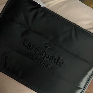 Ella Black Puffy Wristlet